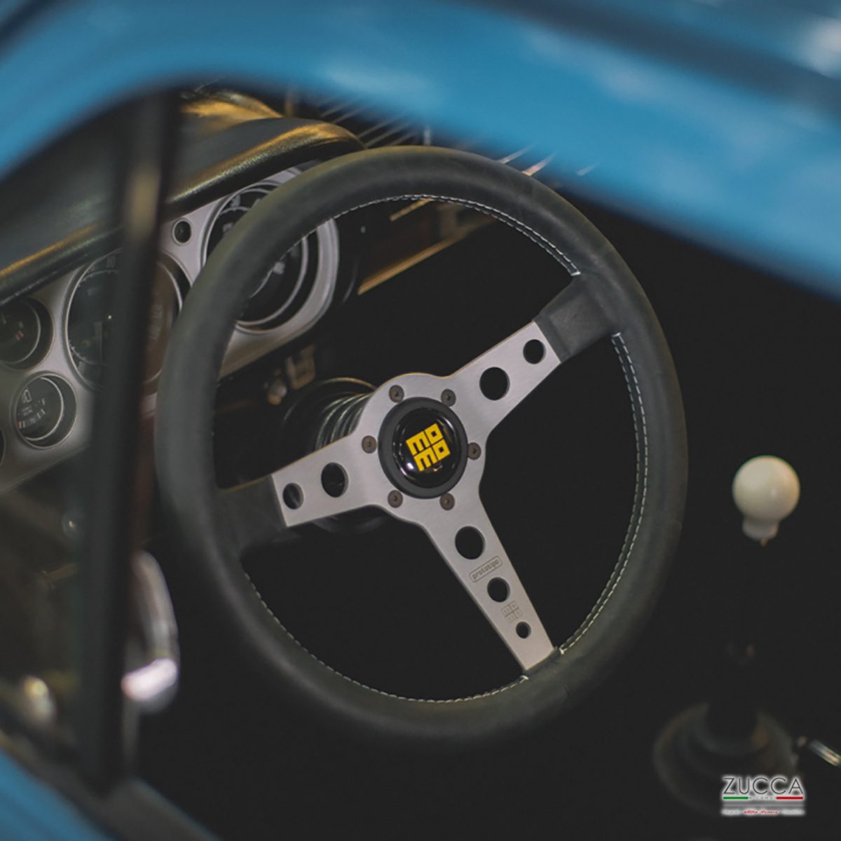 Volante in Pelle "Vintage" / Razze Satinate - MOMO 350 mm “PROTOTIPO Silver Edition” - immagine 5